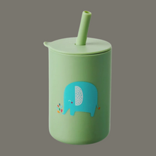 Lade das Bild in den Galerie-Viewer, BabyBottle Trinkflasche - für sauberes Trinken

